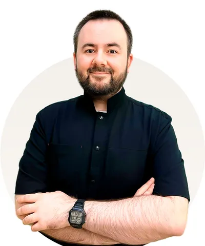 Ахмедов Антон Айдынович