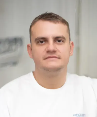 Михайлов Олег Юрьевич