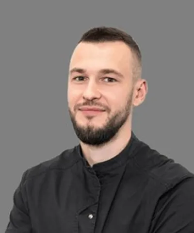 Романов Максим Олегович