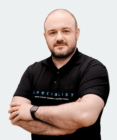 Симонян Акоп Арменович
