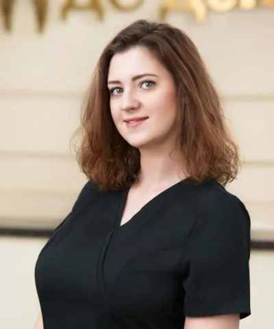 Захарова Анна Евгеньевна